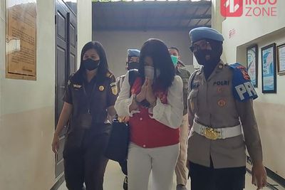 Putri Candrawathi Positif Covid-19, Jalani Sidang Kasus Pembunuhan Yosua Online