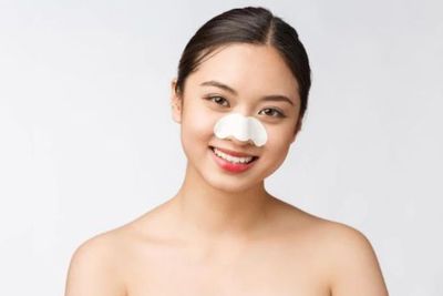7 Cara Pakai Acne Patch, Praktis dan Bermanfaat!