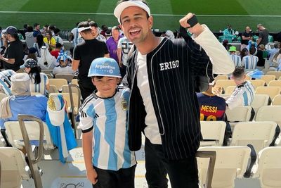 Rafathar Pamer Selfie Bareng Messi di Lapangan: Yang Penting Foto Asli Bukan Photoshop