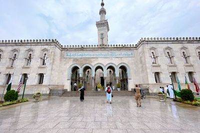Masya Allah! Ini Masjid Terbesar dan Tertua di Washington DC, Jadi Rumah Imigran Muslim