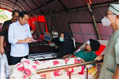 Kunjungi RSUD Sayang Cianjur, Presiden Jokowi: Tinggal 24 Pasien yang Dirawat