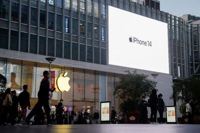 Video Demo Buruh Pabrik iPhone di China Berujung Rusuh