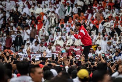 Presiden Jokowi Sebut Pemimpin yang Mikirin Rakyat Berambut Putih, Kode Dukung Ganjar?