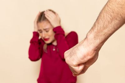 Kenali 5 Jenis Pelecehan Seksual yang Sering Terjadi di Lingkup Kantor