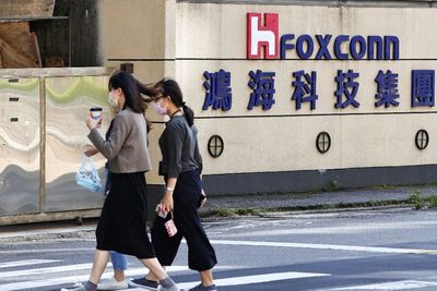 Usai Kericuhan, Foxconn Ditinggal 20 Ribu Pegawainya