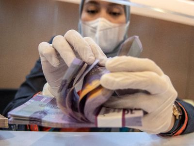 UMP DKI Jakarta 2023 Ditetapkan Naik 5,6%, Jadi Rp4,9 Jutaan