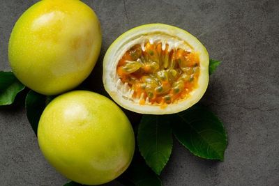 7 Manfaat Biji Markisa untuk Kesehatan Kulit dan Rambut