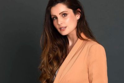 Intip 5 Potret WAGs Prancis Marine Lloris, Istri Hugo Lloris yang Anggun dan Hot Mama!