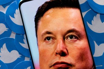 Mantan Karyawan Twitter Sindir Elon Musk: Sejak Diakuisisi, Twitter Jadi Kurang Aman!