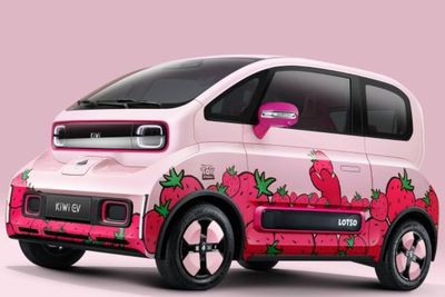 Melihat Penampilan Wuling KiWi EV Lotso Toy Story , Tampilannya Gemoy Banget!