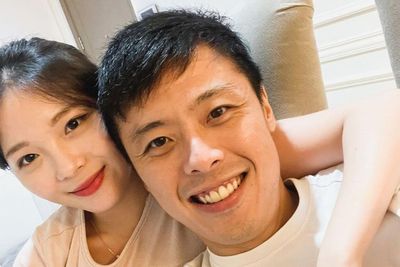3 Tampilan Modis Istri Ketiga Kapten Vincent Fanny Margaretha Ngaku Kena Mental