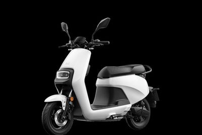 8 Motor Listrik yang Sudah Hadir di Indonesia dan Ini Harganya