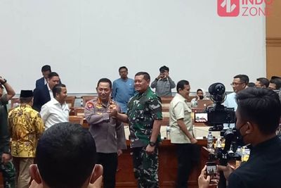 Saat Yudo Margono Pamer Kesolidan TNI-Polri: Tunjuk Foto Istri yang Polisi