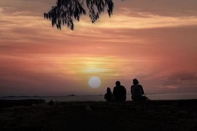 Menikmati Sunset ala Bali Cuma 30 Menit dari Jakarta, Ada 2 Pilihan Transportasi