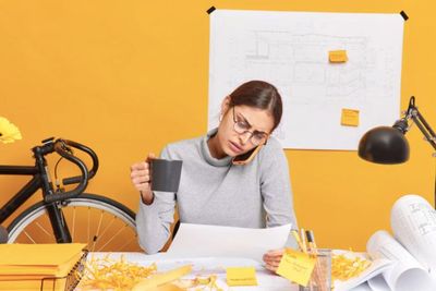 Waspada! Kebanyakan Lembur Kerja Bisa Picu Depresi, Pulang Tenggo Lebih Baik