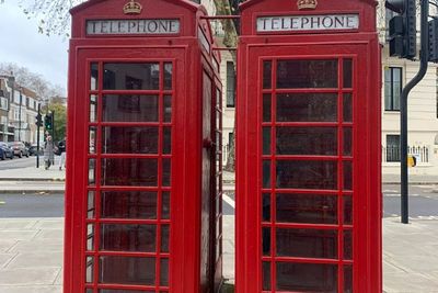 Ini Alasan Kotak Telepon Umum Ikonik London Masih Dipertahankan hingga Sekarang