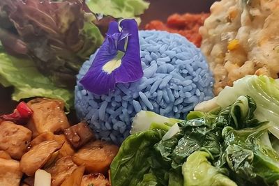 Mandira s Garden: Kafe Hidden Gem di Kemang, Sajikan Makanan Sehat dari Kebun Sendiri
