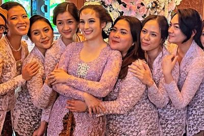 Chelsea Islan Diam-diam Gelar Siraman Jelang Pernikahan, Cantik Anggun Pakai Kebaya Lilac