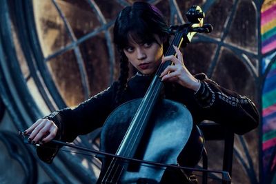 Pecahkan Rekor Baru, Serial Wednesday Ditonton 411 Juta Jam di Netflix