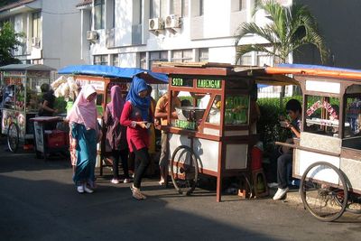 6 Street Food di Jakarta untuk Kulineran, Banyak Pilihan Makanan!