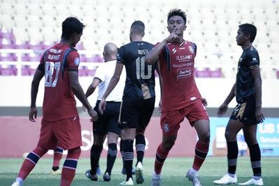 Hasil Liga 1 Musim 2022 2023: Arema Sikat Dewa United 2 Gol Tanpa Balas