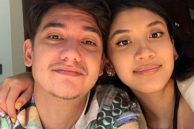 Selamat! Adipati Dolken dan Canti Tahcril Dikaruniai Anak Pertama