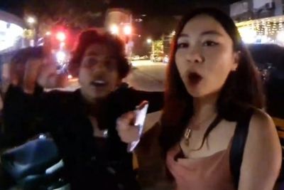 Lagi Live Streaming di India, YouTuber Mhyochi Dapat Perlakuan Kurang Ajar dari Stranger