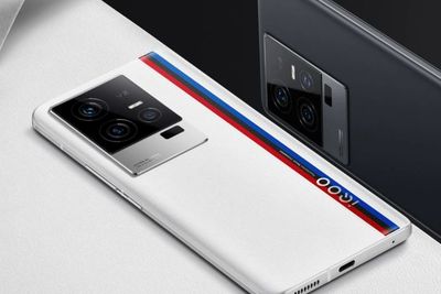 Smartphone Monster Inside iQOO 11 Resmi Masuk Indonesia, Spek Tangguh, Harga Rp10 Jutaan