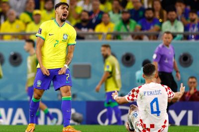 Babak Kedua Kroasia Vs Brasil, Kiper Livakovic Tampil Brilian Mentahkan Peluang Emas