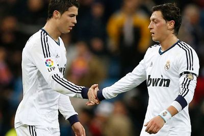 Ronaldo Pemain Terburuk Piala Dunia 2022, Mesut Ozil: Pengkritik Cuma Numpang Tenar