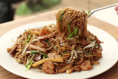Resep Bakmi Goreng ala Chef Devina Hermawan: Praktis dan Enak, Bikinnya Gampang!