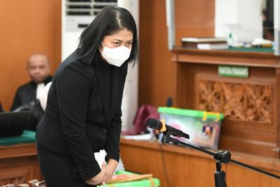 Terbebani Cerita Pelecehan, Putri Candrawathi Minta Sidang Tertutup