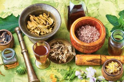 Bolehkah Pasien Kanker Konsumsi Obat Herbal?