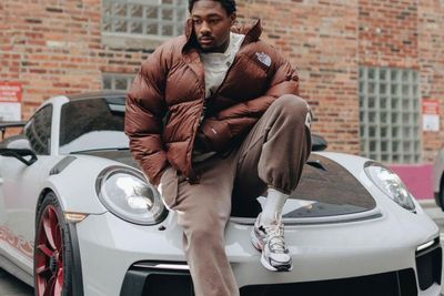 Bintang NFL Stefon Diggs Pamer Super Car Barunya, Porsche 911 GT3 RS