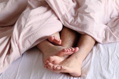 Bicara Resesi Seks , Eks Menkes Nila Moeloek Sebut Warga RI Masih Ingin Punya Anak