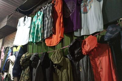 Pasar Roma, Wisata Thrifting Malam Hari di Pasar Maling Malang