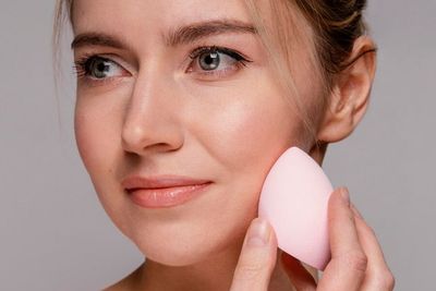 Hati-hati,  Aplikator Make Up yang Kotor Rawan Penuh Bakteri
