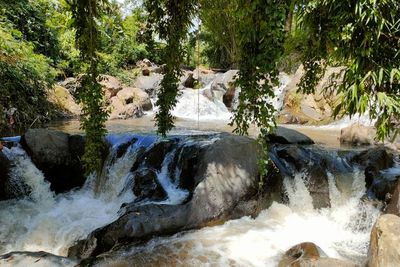 Belum Banyak yang Tau! Ada Miniatur Air Terjun Niagara di Colajung Kota Batu, Hidden Gem