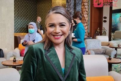 Ruth Sahanaya Kembali dengan Single Terbaru Bertajuk Sebaris Lirik Cinta