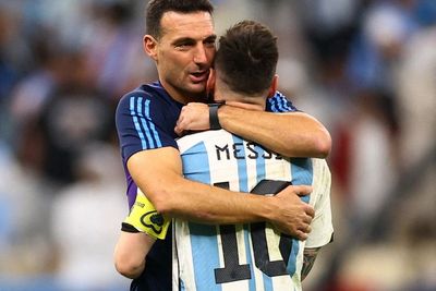 Messi Bawa Argentina ke Final Piala Dunia 2022, Scaloni: Suatu Kehormatan Melatih GOAT