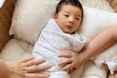 Selamat! Chef Arnold dan Tiffany Joy Dikaruniai Anak Kedua Laki-laki