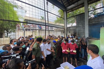 Bareskrim Tangkap 2 Oknum TNI yang Membawa 75 Kg Sabu dari Malaysia