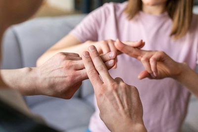Enggak Banyak yang Tahu, Yuk Kenali Budaya Tuli