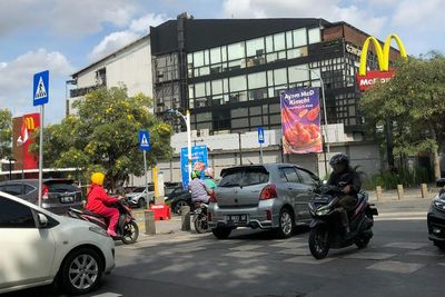 Fakta Kemang, Kawasan Gaul Anak Jaksel yang Dijuluki Tempat Jin Buang Anak