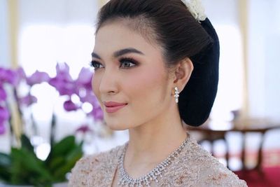 3 Potret Selvi Ananda di Nikahan Kaesang Erina, Cantiknya Kalem 