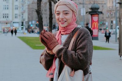 Sering ke Luar Negeri, Chiki Fawzi Bagi Rekomendasi Negara Aman yang Wajib Dikunjungi