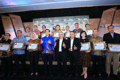 Kinerja Impresif, BRI Raih Penghargaan Top BUMN Awards 2022 Kategori Korporasi