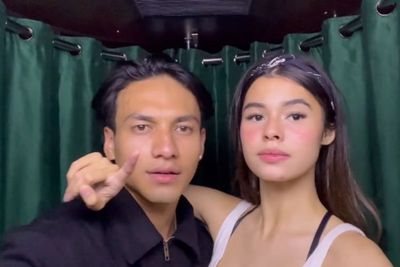 Jefri Nichol Mesra dengan Maria Theodore, Netizen Salfok Lihat Tangan Kapalan