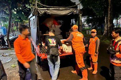 BPBD DKI Distribusikan Bantuan ke Korban Kebakaran di Manggarai