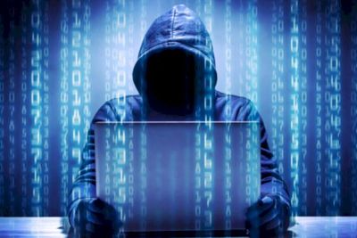 Hacker Ubah Lampu Merah Jadi Hijau di Jerman, Alatnya Pakai Laptop, Radio dan Antena